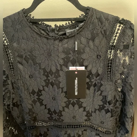 NWT Pretty Little Thing black lace long sleeve knee length dress size 12 - Picture 4 of 6